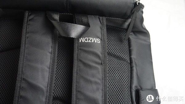 选不到便宜实用的通勤包？这几款背包推荐给你