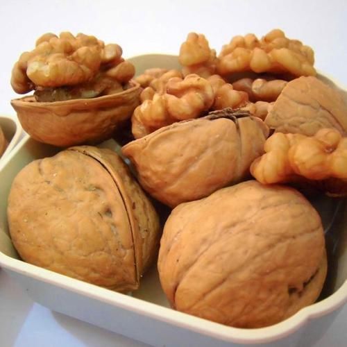 提醒：核桃虽好，但同它一起吃就是“没病找病”，别再傻傻犯错！