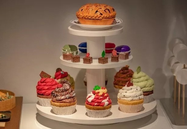 亡人|国人烧给亡人的纸扎,登上巴黎设计周,老外:中国人太浪漫了!