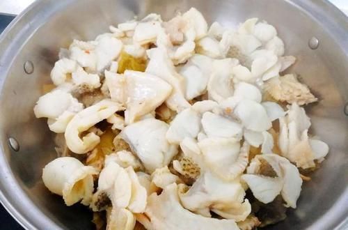 天越热越馋这鱼,每次做一大盆,鲜嫩爽滑,胃口大开吃精光