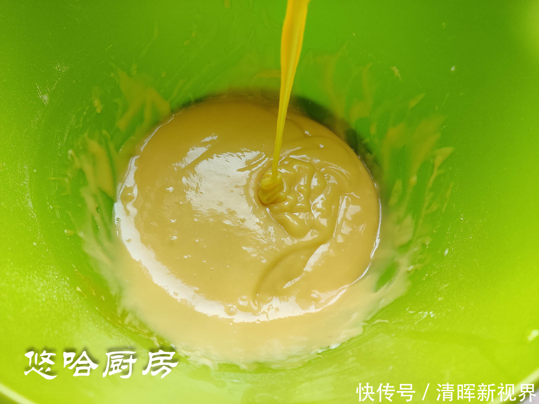 回到|百分百成功的Kitty戚风蛋糕,松软湿润不开裂,一秒回到纯真童年