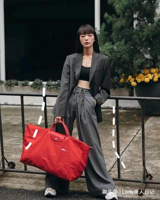 风格 梨形腿粗的中年女人不要慌,最正确“阔腿裤穿搭”送你,照穿显瘦