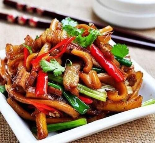 美食严选:萝卜干炒肉末,小炒五花肉,芹菜炒五花肉,韭菜炒蛋的做法