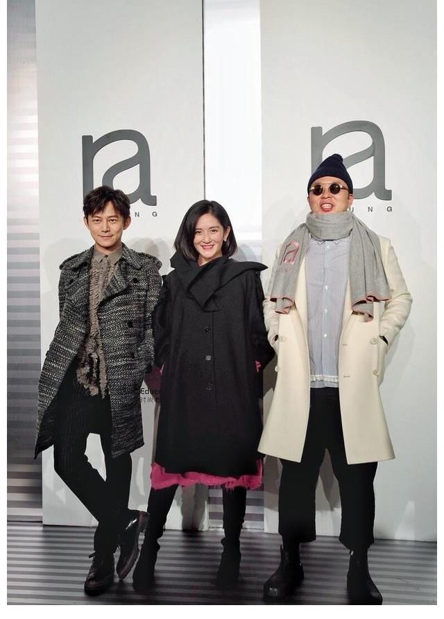 何炅人設(shè)崩塌？收禮事件為何難以收場