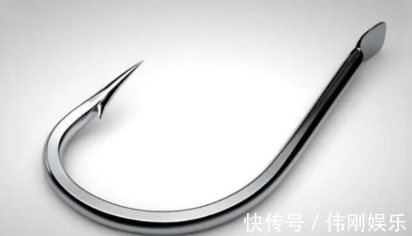 钓鱼新手使用鱼钩的最大误区:别再用伊豆钓鲫鱼,钩型必须这样选