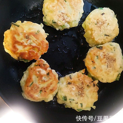 好吃的土豆饼,是不是很有食欲呀