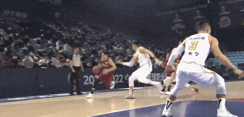 浙江隊(duì)|挑戰(zhàn)大鳥+末節(jié)三分定勝局 吳前21+6助浙江隊(duì)復(fù)仇