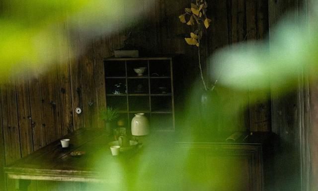 聚宝盆|10副智慧对联:摇钱树出自勤劳者,聚宝盆归于节俭家