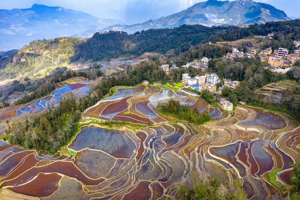 壮美元阳梯田，哈尼族人的大地艺术杰作