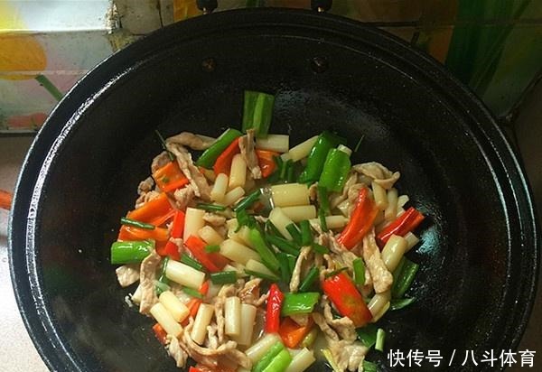 端午前最该吃它,是“穷人的阿胶”,3块钱一斤,女人常吃腰不疼!