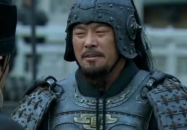 拼命|许褚敢跟马超拼命，为何不惹关羽和张飞？真正的猛人，必有巧大智慧