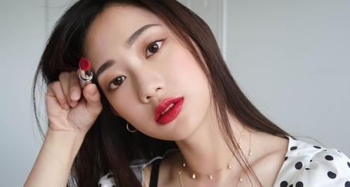 散粉|你知道吗?如果化妆品出现这6个信号,说明已经过期了,记得扔掉