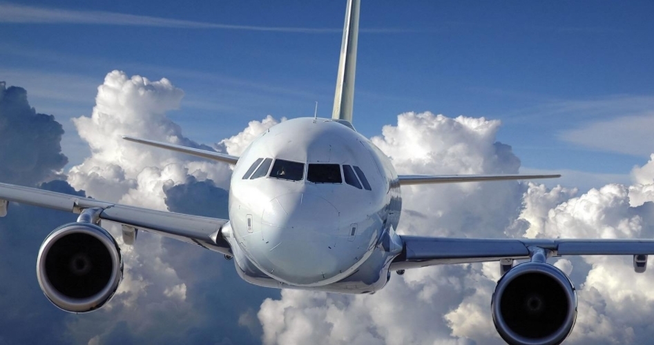 假如给飞机足够的燃油,能够一直向上,飞上太空吗?