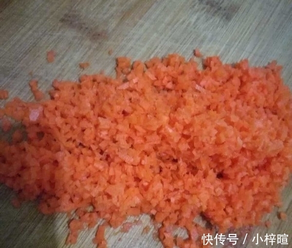 营养|自从豆腐这样做,家里老人孩子都爱吃,隔三差五做一次,营养鲜嫩