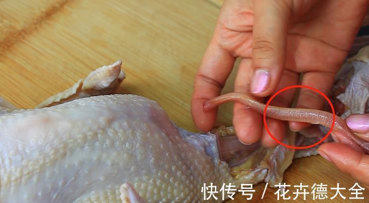 屁股|30年养鸡大户告诉你,鸡身上6个部位别吃,没有营养还危害健康