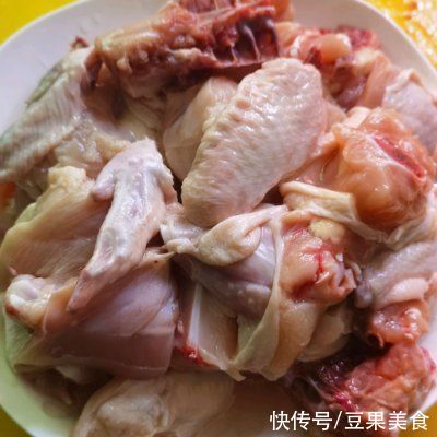 冬瓜|教你做灵魂炖鸡块，好吃不腻，每次做的都不够吃