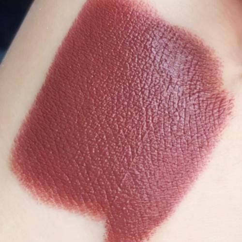 断货预警，谁见谁夸的冷门口红色号，你真的不心动吗？