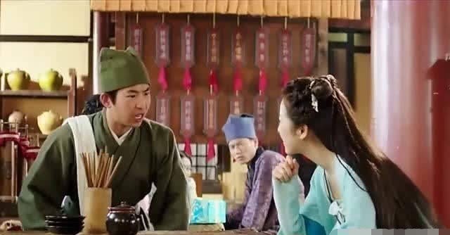 银子!为何古人吃完饭放下银子就走,网友:店小二从不清点的吗?也不怕少给?