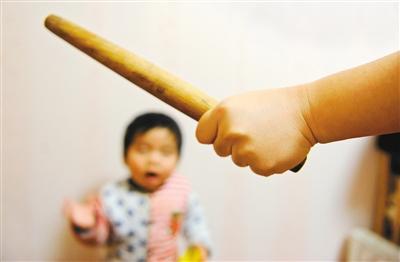 经常挨打的孩子,和不挨打的孩子,长大后区别很明显!