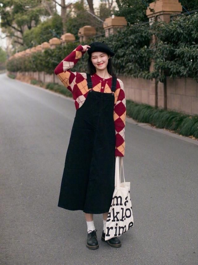 会穿的女人,都懂得用这几款“配饰”进行搭配,时髦又不易撞衫