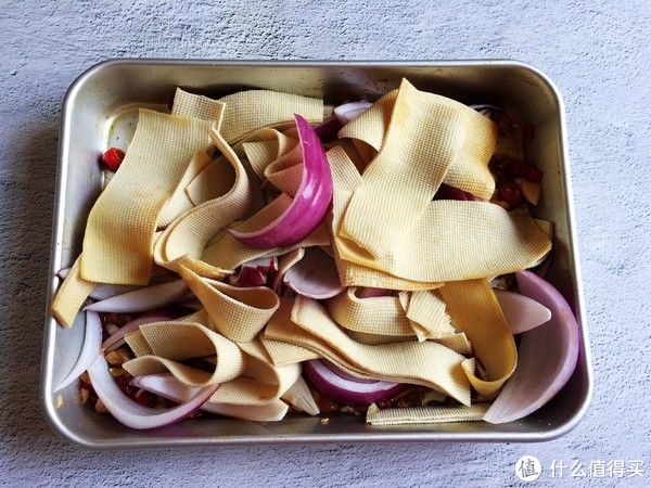 精灵|夏天少吃猪肉多吃它，买来不煎不炖，腌一腌加料烤一烤，鲜香好吃