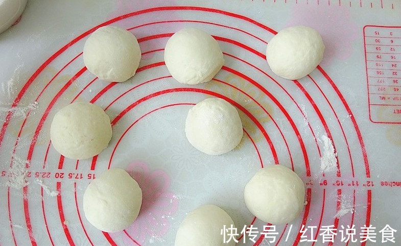 立秋后，一主食要常做，加入1杯牛奶1把豆，滋补润燥都爱吃