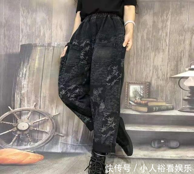 酷酷的女士从不穿紧身裤!今冬主流哈伦工装裤,配上皮靴更显气质