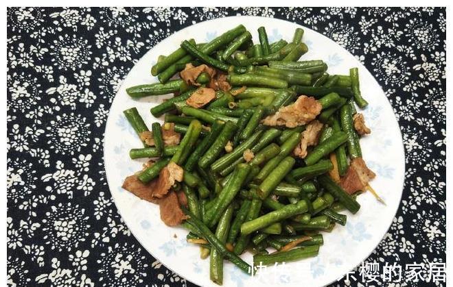 好吃|炖豆角时，怎样才能软烂入味？学会详细步骤，轻松炖出好吃豆角