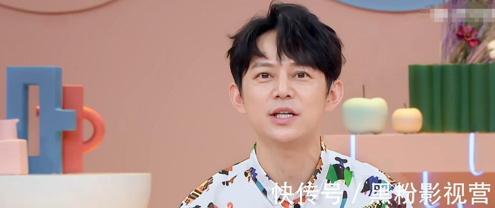 沈夢辰上何炅新節目,有誰注意何炅對她的介紹?網友:現實了!