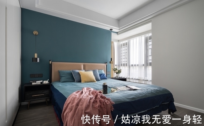 墨绿现代风,让家变得更温暖|| 过道