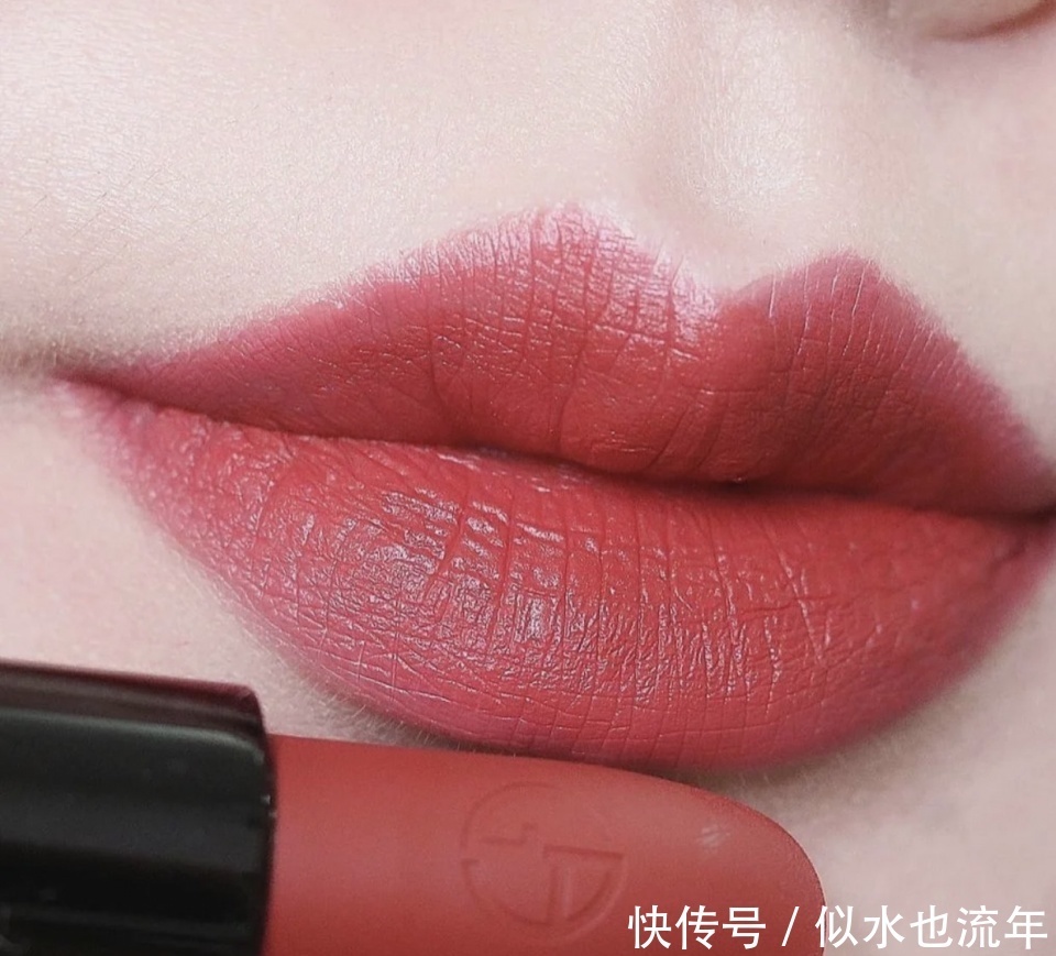 口红色|气场满满的口红色号推荐:特别适合一些温柔御姐型的女生!