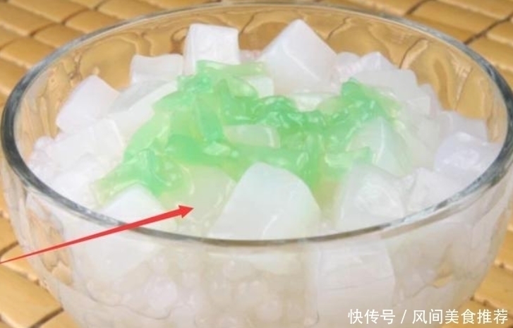 奶茶|买奶茶时，聪明人从不加这4种配料，全是添加剂，老板送钱的来了