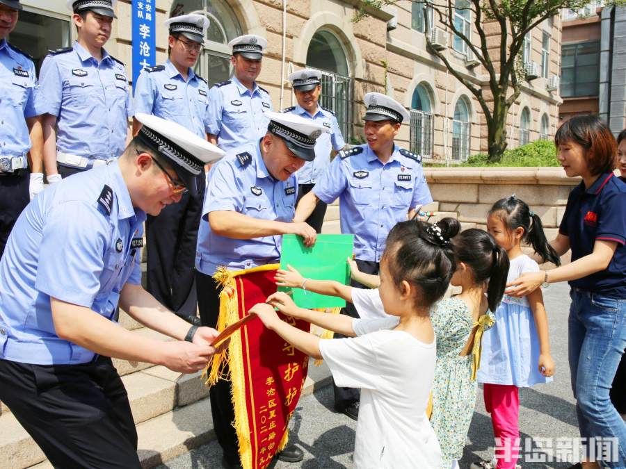 夏庄路|暖心！这个教师节，交警与幼儿园互送祝福