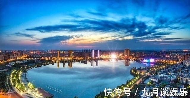 房子|父亲用11亿买下2664亩土地,一平米才5百块,他盖成房子可卖6百亿