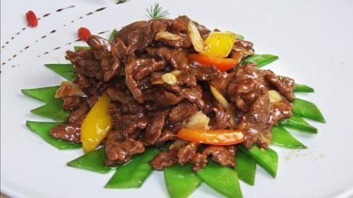 炒了20次牛肉,才知道炒牛肉时,放点“它”,又香又嫩还不腥