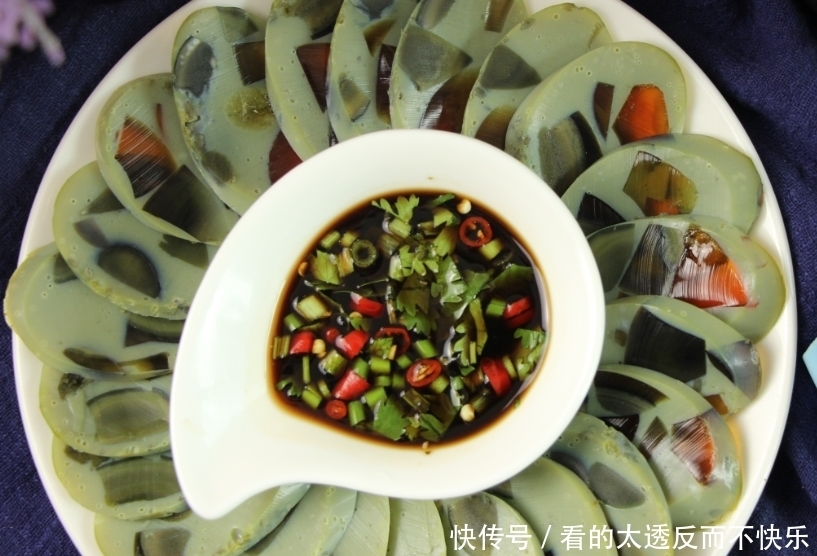 想吃鸡蛋肠不用买,准备这两种蛋,自己在家做干净还卫生