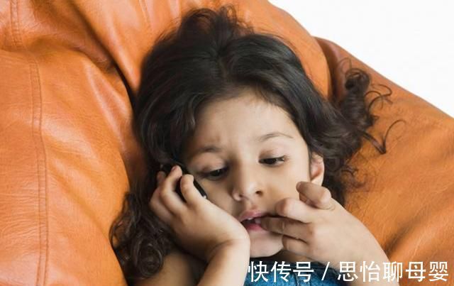 儿科医生|宝宝总喜欢吮吸手指?妈妈踏实住,口欲期的吃手动作有重要作用