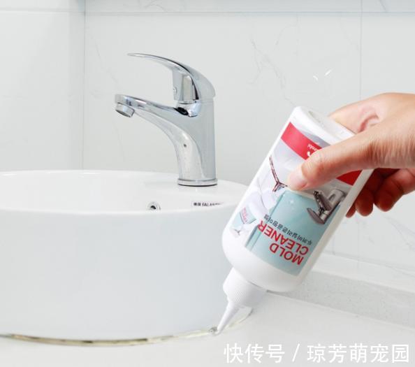 水槽|水槽边上的玻璃胶老是发黑发霉？教你3招，不换新的也能一擦即净