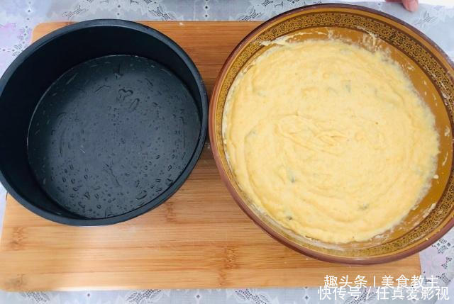 蛋糕|教你做玉米面发糕,用筷子拌一拌,上锅蒸一蒸,比蛋糕还要好吃