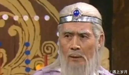 姜子牙封神竟把自己给忘了,怎么办他灵机一动,成为众神之神!