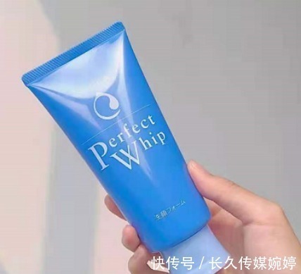 洗面奶|提醒女生:已将这3款鸡肋洗面奶列入黑名单,洗脸的东西谨慎购买