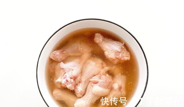 水淀粉|适合厨房新手学做的下饭菜,鲜香开胃,做法不难,比吃外卖强多了!