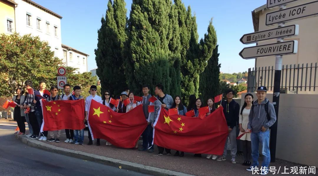 同行|交大学霸情侣的爱情别样甜！携手相伴，与祖国同行