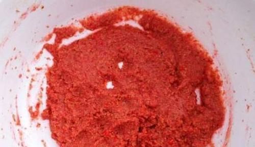 细分状|天冷了,饵料这样搭配鲫鱼最喜欢,别不信,不怕大鲫鱼不上钩!