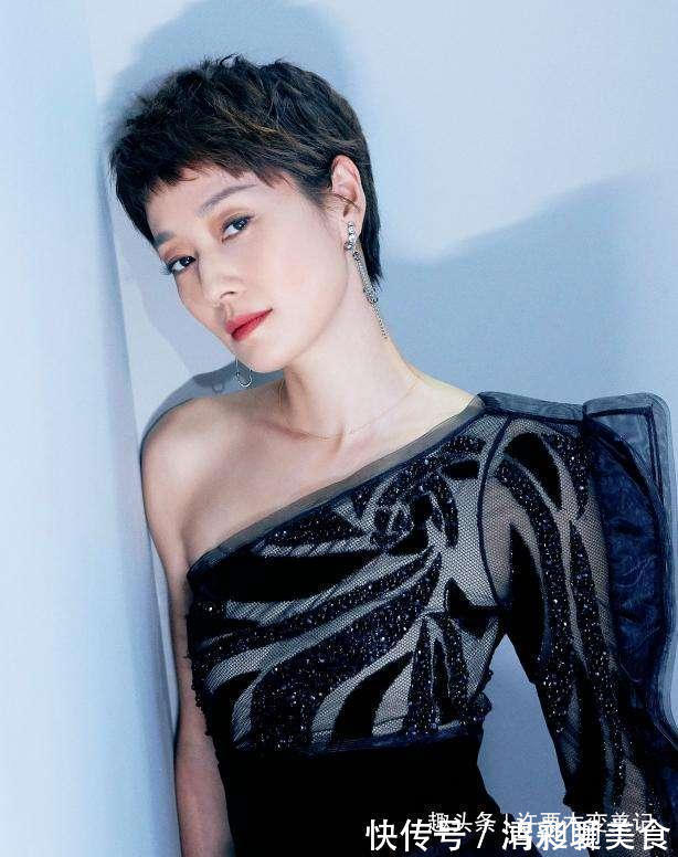 发型|50岁的女人,别烫泡面卷来显老!这些“年轻十岁短发”更适合你