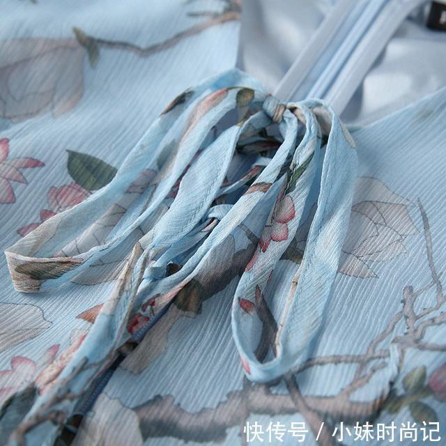 真丝裙|热情浪漫真丝连衣裙,满满的都是异国风情,多情优雅