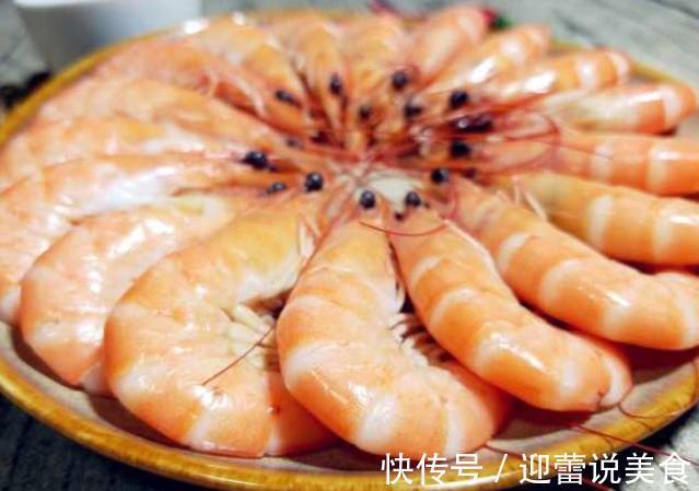 煮虾用冷水还是开水下锅很多人都做错了，难怪虾肉不鲜嫩