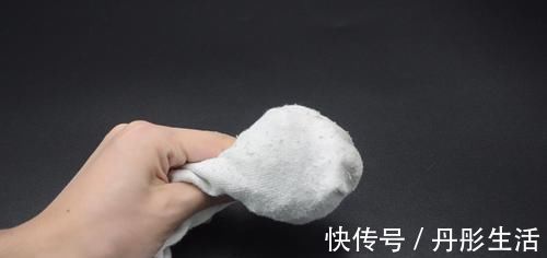旧袜子一只也别扔，放在家里特别实用，一年能省几百元，涨知识了