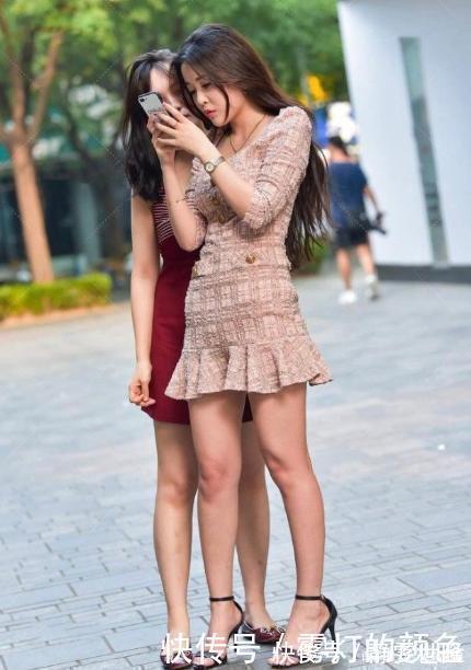 大长腿|小香风款连衣裙搭配黑色高跟鞋,青春靓丽,气质迷人