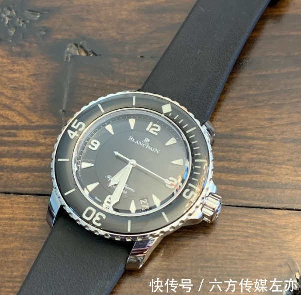 运动爱好者的春天来了，百达翡丽鹦鹉螺和宝珀五十噚，怎么选